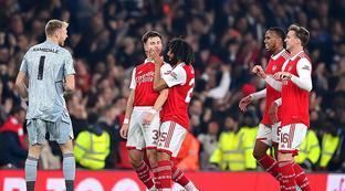 亞斯獲得大 亞斯獲得大